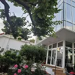 Fitness House With Garden Guest house 4*