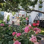 Fitness House With Garden Guest house 4*