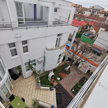 Fitness House With Garden Гостевой дом Констанца