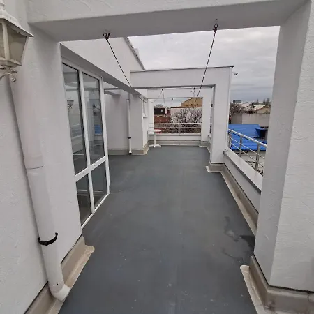 Гостевой дом Fitness House With Garden 4*