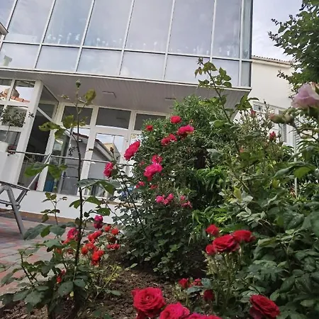 Fitness House With Garden Πανσιόν 4*