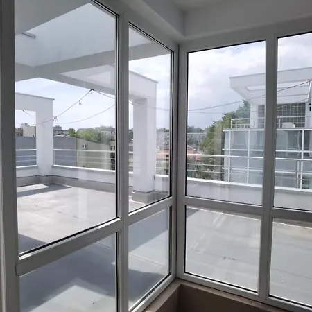 Гостевой дом Fitness House With Garden Констанца