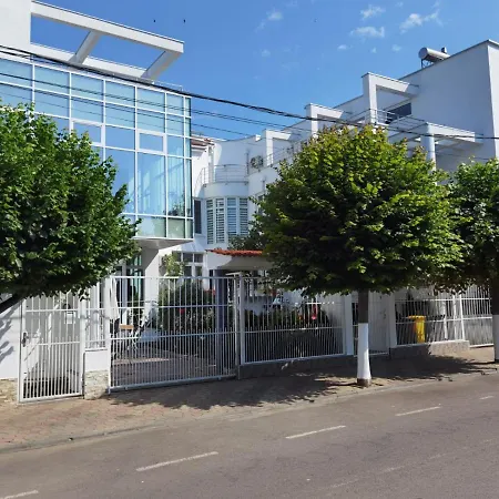 Гостевой дом Fitness House With Garden