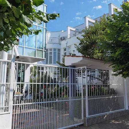 招待所 Fitness House With Garden