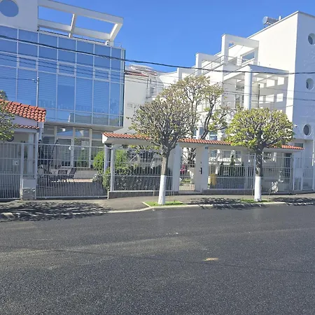 Fitness House With Garden 招待所